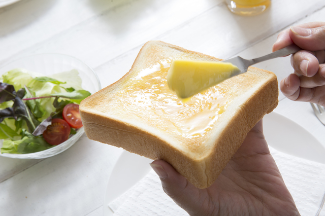 美味しいバターは、パンに塗ったとき真価が問われる？